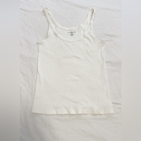 Brandy Melville white tank top - Picture 1 of 2